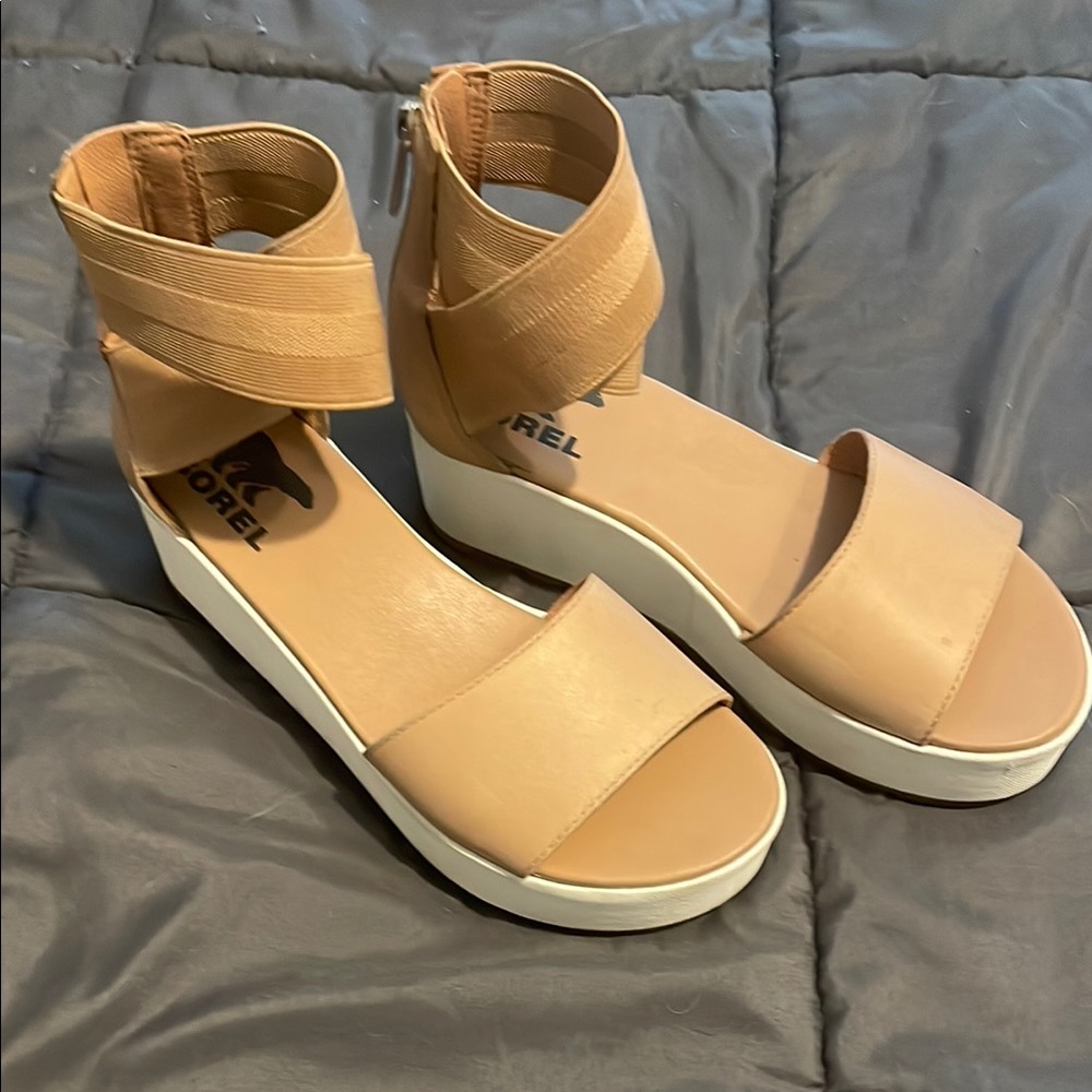 Sorel Women's Beige Platform Sandals